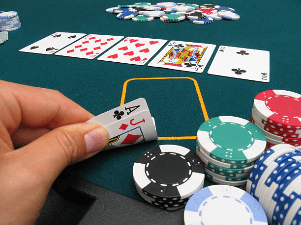 텍사스홀덤 하는법 방법 가이드 포커치는법 포커방법 족보 카드 순서 공략 안내 게임하기 (11)